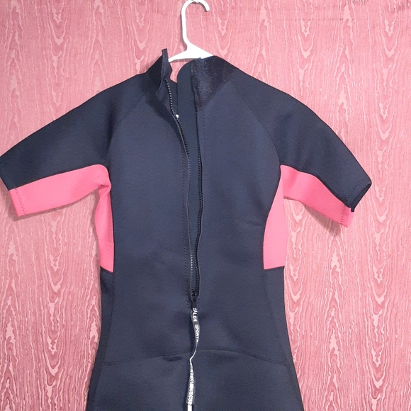 NWOT REALON WETSUIT UNISEX SIZE XL SHORT SLEEVE HALF SHORTS SURFING SWIM WATER - Picture 3 of 7